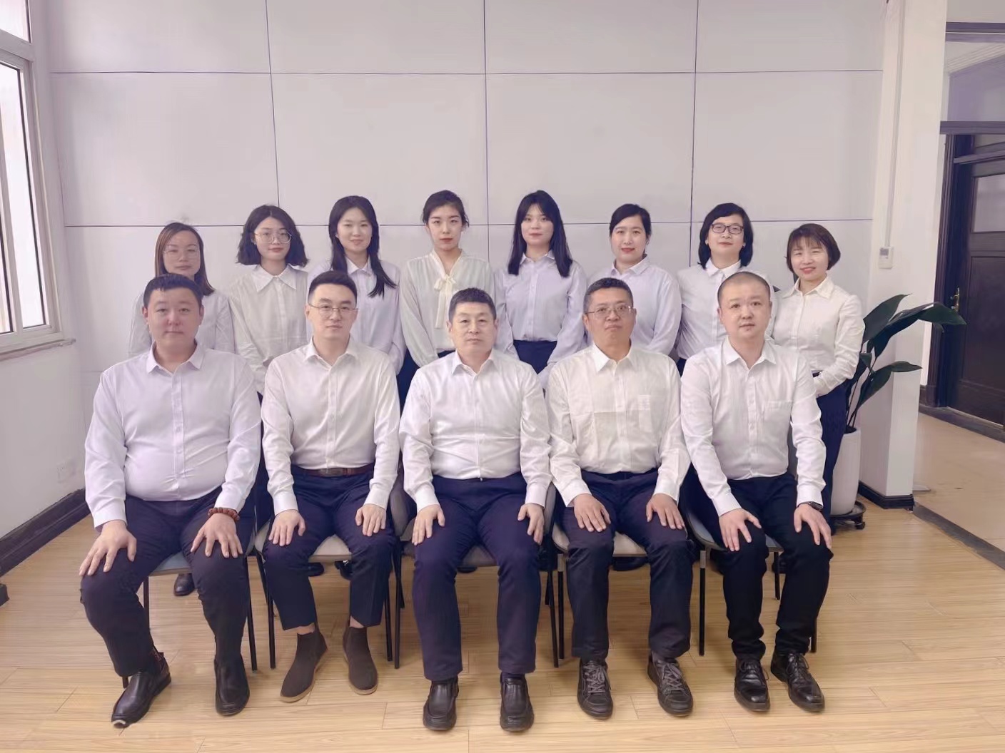 热烈庆祝新(青岛)跨境电商服务有限公司正式开业.jpg 热烈庆祝新(青岛)跨境电商服务有限公司正式开业.jpg